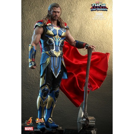 Marvel Thor Love & Thunder Thor Deluxe Version Scale Collectible Figure Hot Toys 3