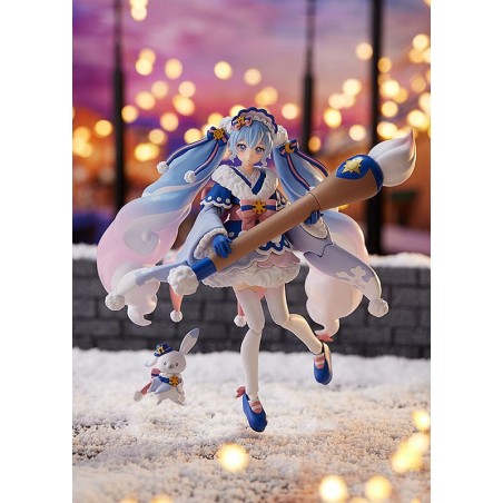 Character Vocal Series 01 Snow Miku: Serene Winter Ver. Figma Max Factory