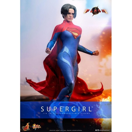 The Flash Supergirl Movie Masterpiece Hot Toys