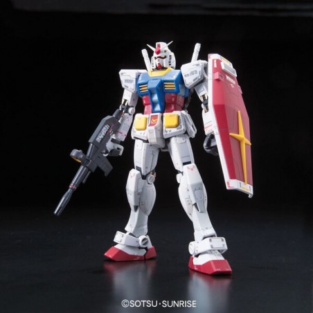 Mobile Suit Gundam RX-78-2 Gundam RG Bandai Hobby
