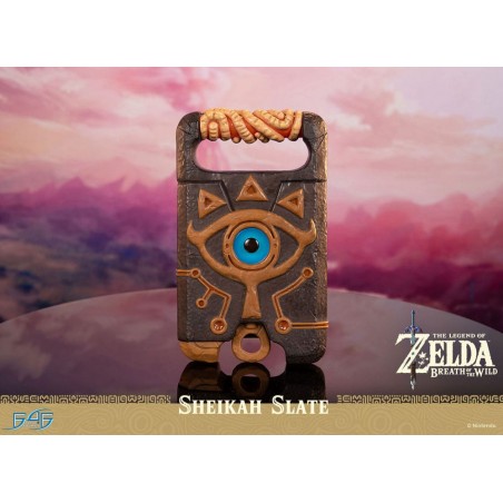 The Legend Of Zelda: Breath of the Wild Sheikah Slate 1/1 First 4 Figures