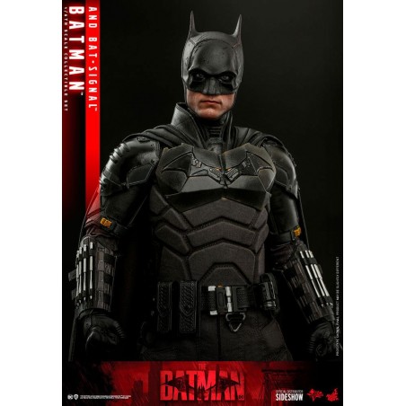 The Batman Batman with Bat-Signal Movie Masterpiece Hot Toys